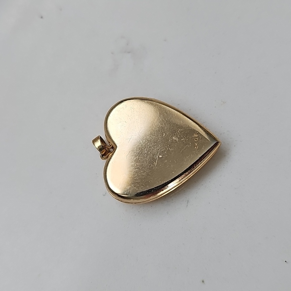 Vintage 14k Gold Heart Locket Pendant - Picture 2 of 4